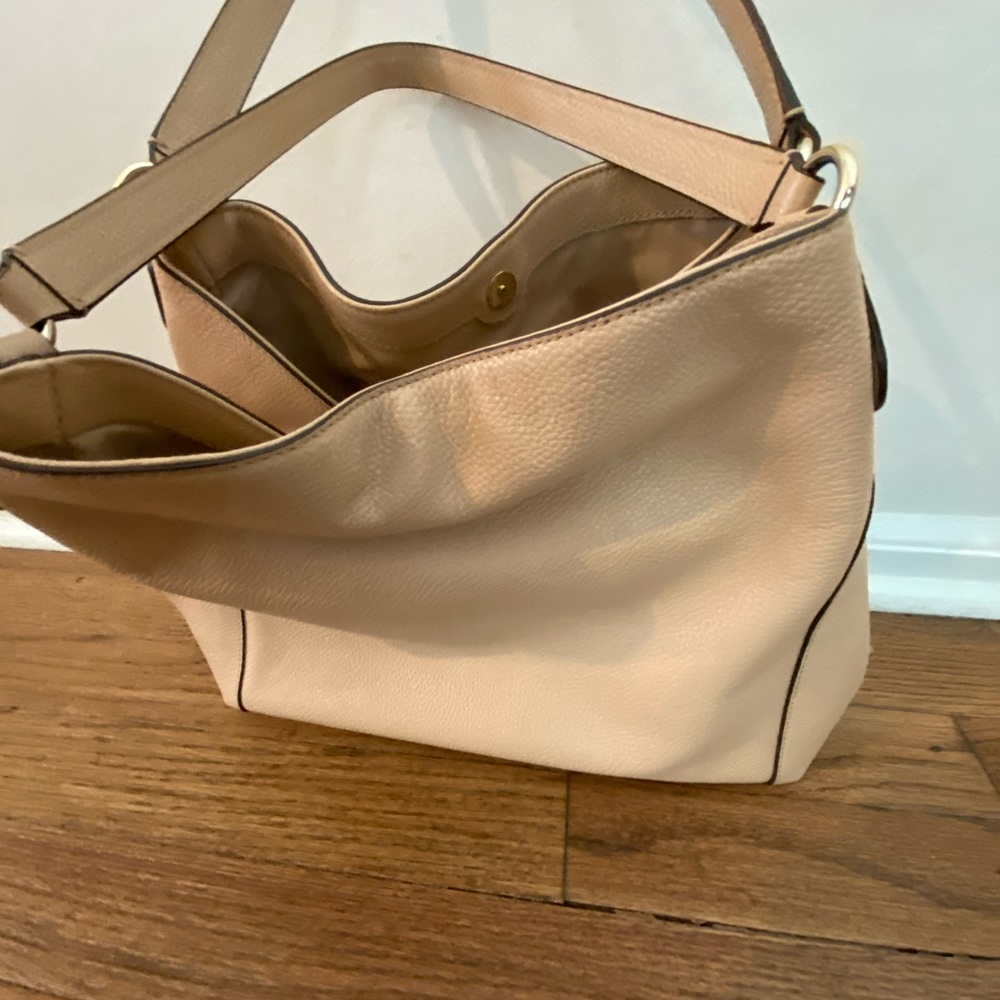 Coach Bag and Wallet - Tan Leather - Picture 14 of 16